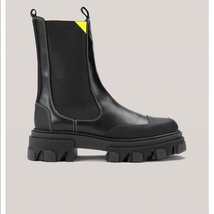 Ganni Chelsea boot